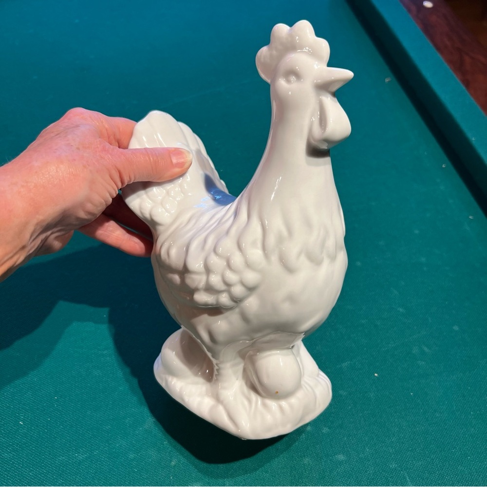 Vintage porcelain ceramic chicken rooster figurine White Glazed, 9.5”tall